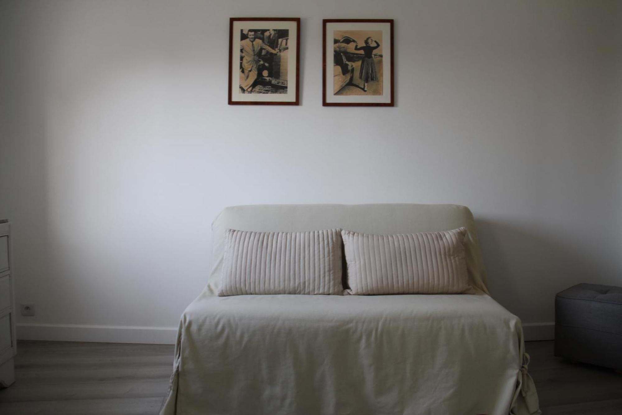Agreable Maison De Ville Eyragues Bagian luar foto